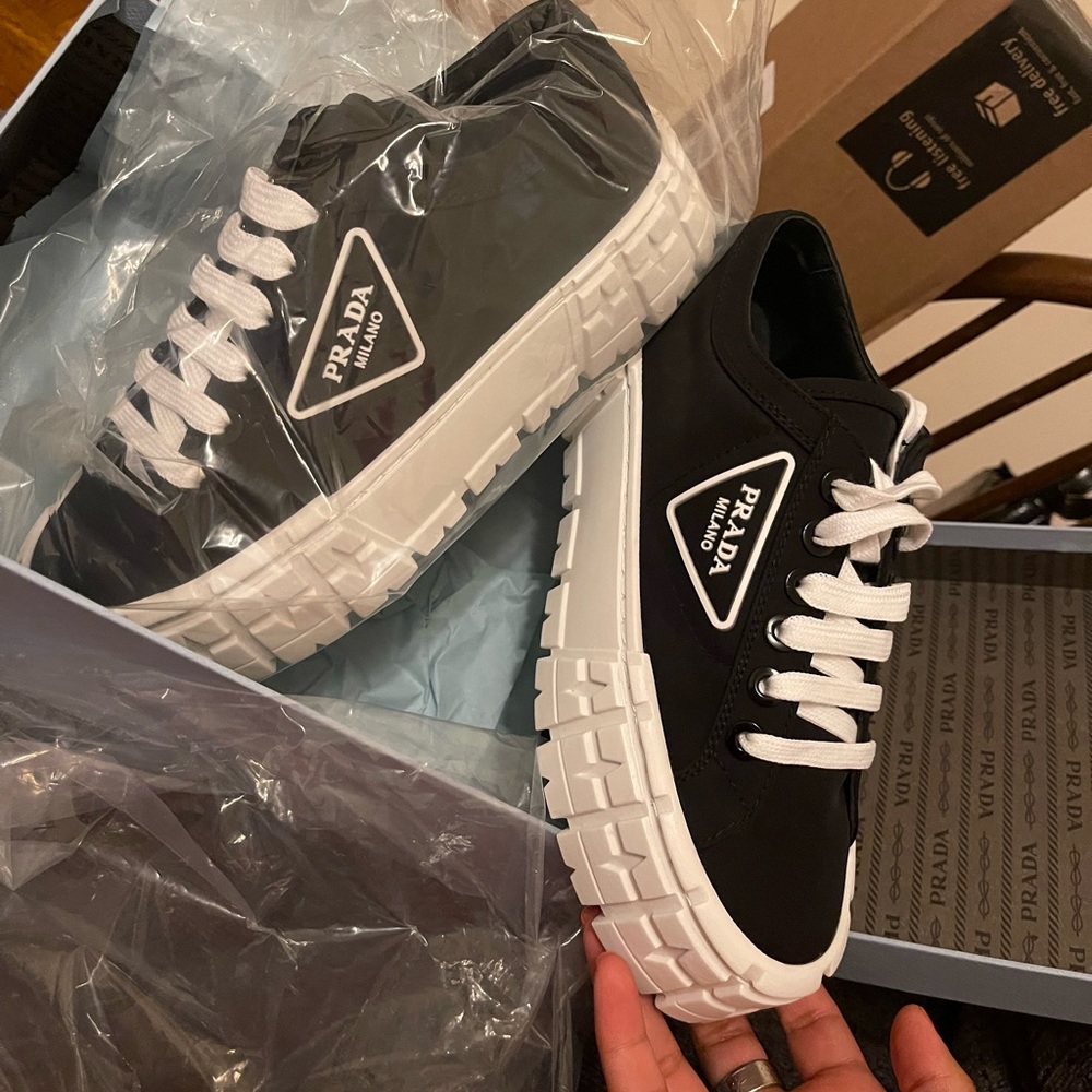 Prada
50mm Logo Flatform Sneakers